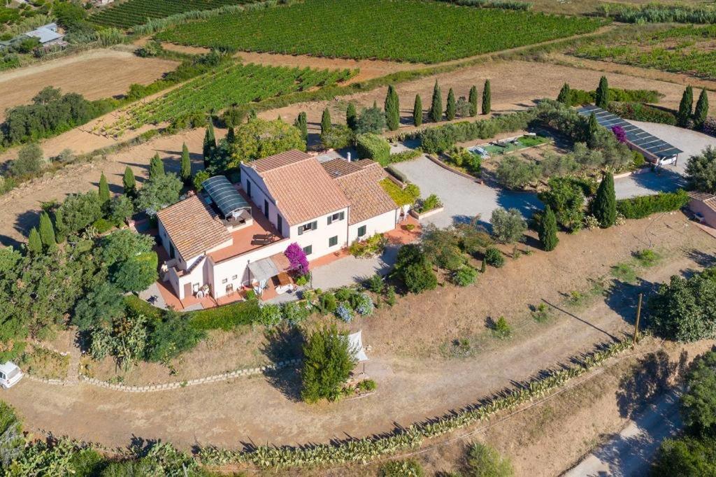 Вилла Casale Le Pitte Порт-Аццурро Экстерьер фото